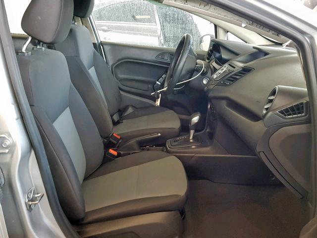 3FADP4AJ0HM149860 - 2017 FORD FIESTA S SILVER photo 5