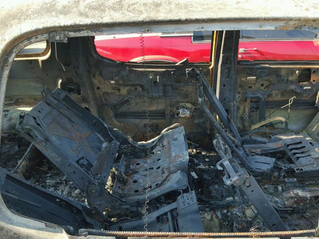 1GKES16SX66172481 - 2006 GMC ENVOY XL BURN photo 6