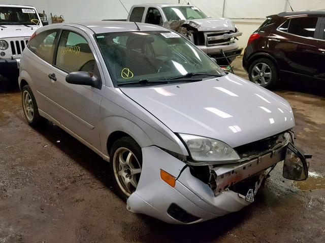 3FAFP31N55R158834 - 2005 FORD FOCUS ZX3 SILVER photo 1