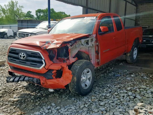 5TFRX5GN2HX087260 - 2017 TOYOTA TACOMA ACC ORANGE photo 2