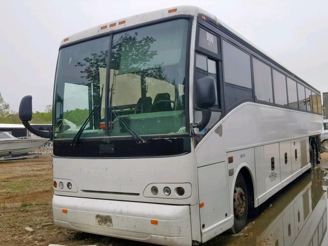 YE2CC12B912045619 - 2001 VAN HOOL C2045 WHITE photo 2