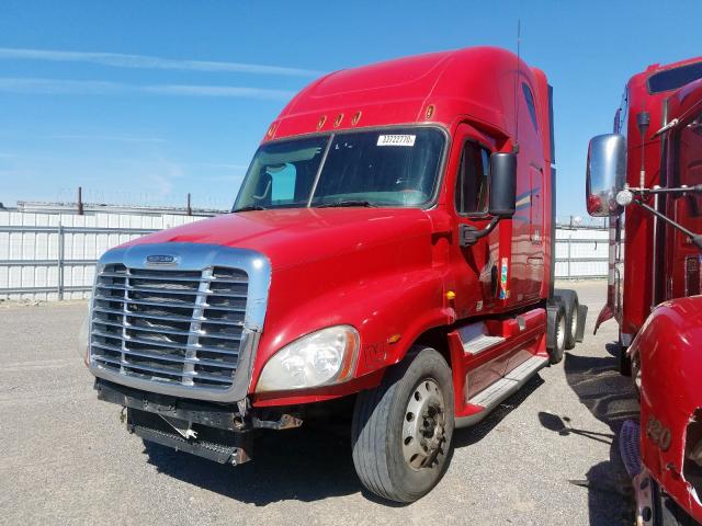 1FUJGLDR9BLAY4469 - 2011 FREIGHTLINER CASCADIA 125  photo 2