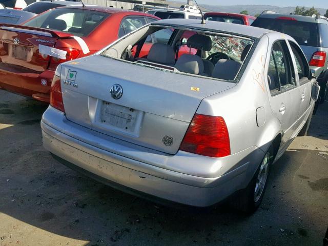 3VWRA29M7YM015459 - 2000 VOLKSWAGEN JETTA GL SILVER photo 4