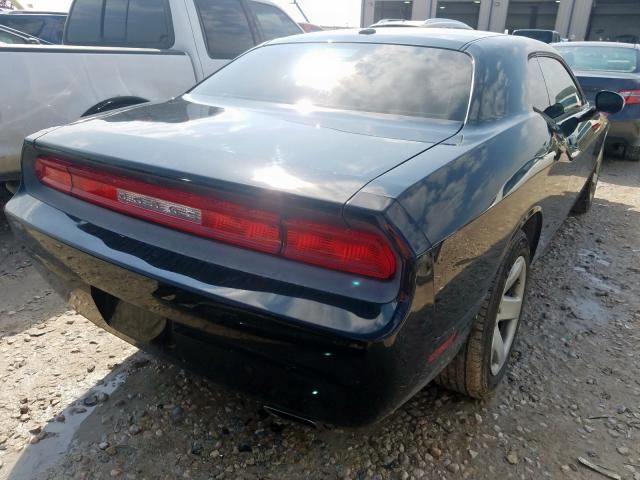 2C3CDYAG2EH101186 - 2014 DODGE CHALLENGER SXT  photo 4