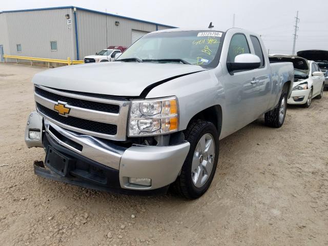 1GCRCSE02BZ401342 - 2011 CHEVROLET SILVERADO C1500 LT  photo 2