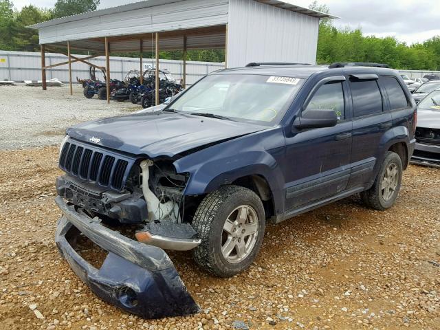 1J4GS48K85C683863 - 2005 JEEP GRAND CHER BLUE photo 2