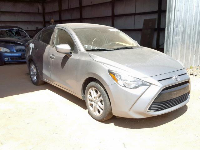 3MYDLBZVXGY138620 - 2016 TOYOTA SCION IA GRAY photo 1