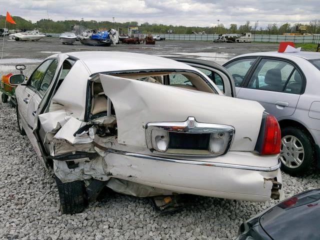 1LNHM81W81Y680494 - 2001 LINCOLN TOWN CAR E WHITE photo 9