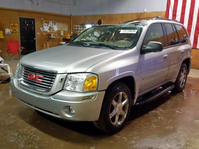 1GKDT13S182256888 - 2008 GMC ENVOY SILVER photo 2