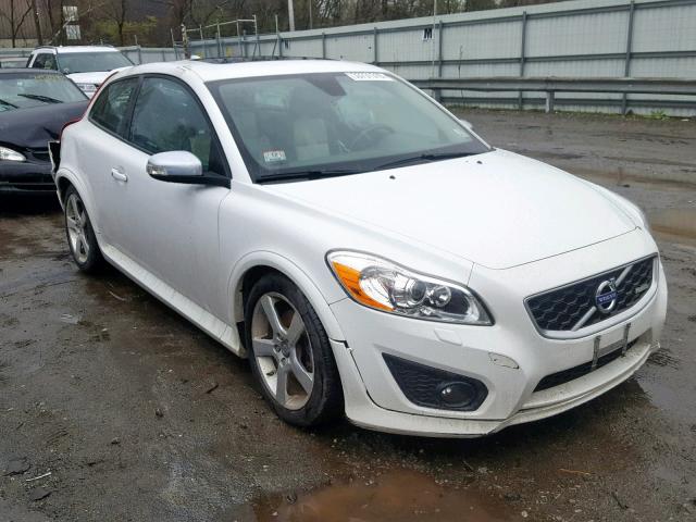 YV1672MK5B2184415 - 2011 VOLVO C30 T5 WHITE photo 1