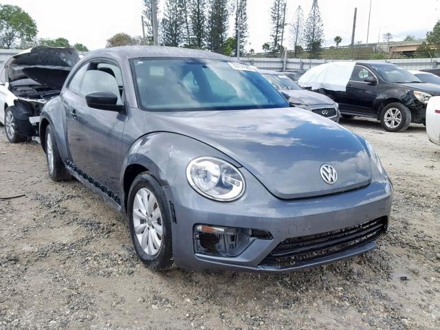 3VWF17AT4HM624558 - 2017 VOLKSWAGEN BEETLE 1.8 GRAY photo 1