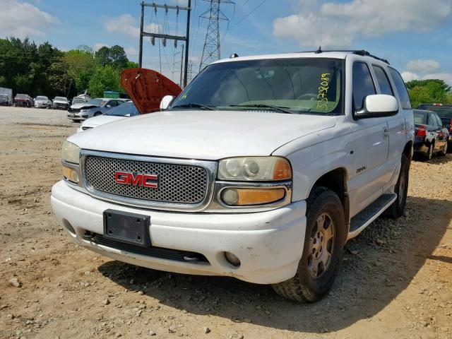 1GKEK63UX4J317418 - 2004 GMC YUKON DENA WHITE photo 2