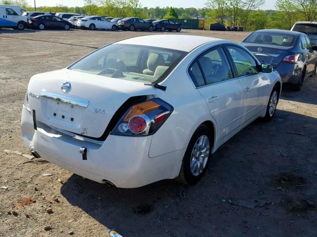 1N4AL2AP2BC156390 - 2011 NISSAN ALTIMA BAS WHITE photo 4