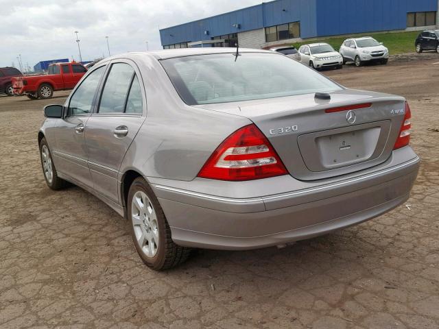 WDBRF84J75F667108 - 2005 MERCEDES-BENZ C 320 4MAT GRAY photo 3