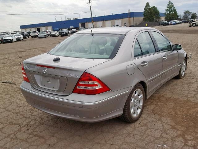 WDBRF84J75F667108 - 2005 MERCEDES-BENZ C 320 4MAT GRAY photo 4