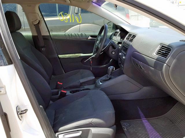 3VW2K7AJ7CM325830 - 2012 VOLKSWAGEN JETTA BASE WHITE photo 5