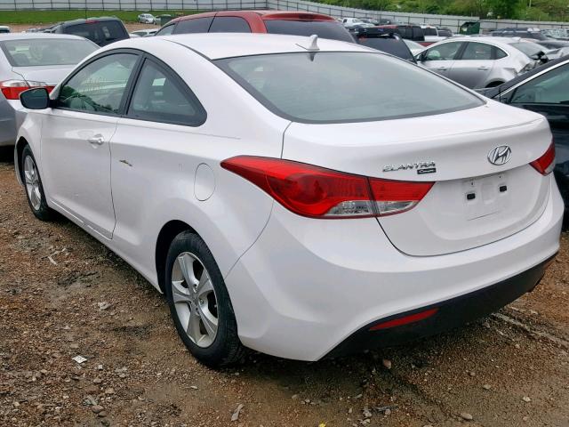 KMHDH6AEXDU014974 - 2013 HYUNDAI ELANTRA CO WHITE photo 3