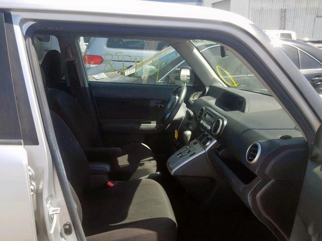 JTLKE50E791073610 - 2009 TOYOTA SCION XB 银色 照片 5