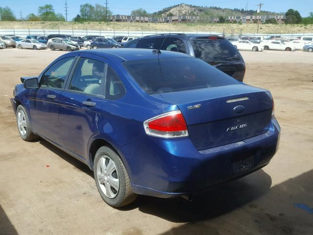 1FAHP34N68W195400 - 2008 FORD FOCUS S/SE BLUE photo 3