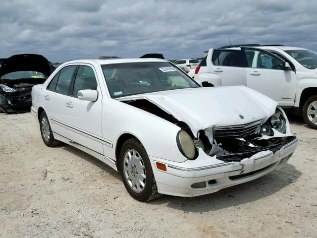 WDBJF65J81B173972 - 2001 MERCEDES-BENZ E 320 WHITE photo 1