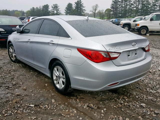 5NPEB4AC3DH562922 - 2013 HYUNDAI SONATA GLS SILVER photo 3