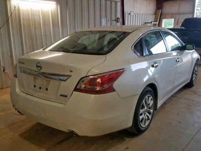 1N4AL3AP8DC236740 - 2013 NISSAN ALTIMA 2.5 WHITE photo 4