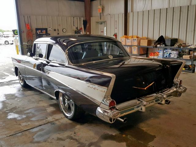 B57N165535 - 1957 CHEVROLET BEL AIR MAROON photo 3