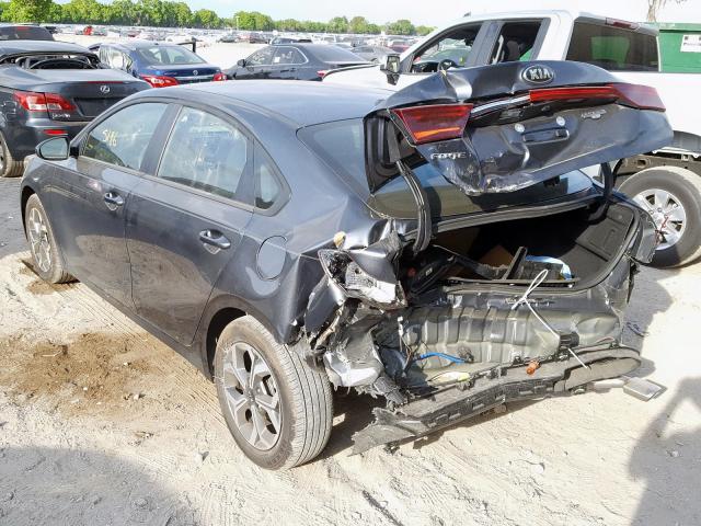 3KPF24AD4KE007704 - 2019 KIA FORTE FE  photo 3