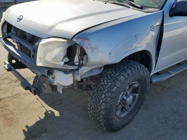 1N6ED29YX2C360843 - 2002 NISSAN FRONTIER C SILVER photo 9