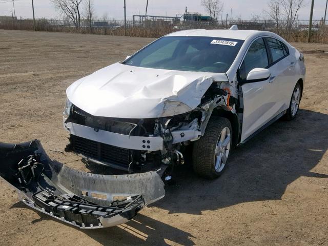 1G1RA6S50JU117578 - 2018 CHEVROLET VOLT LT WHITE photo 2