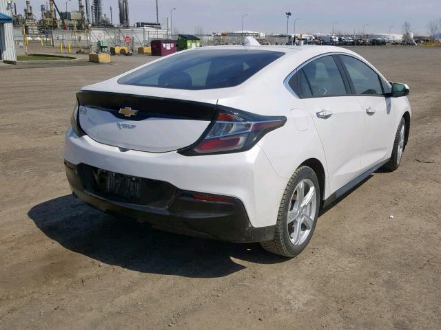 1G1RA6S50JU117578 - 2018 CHEVROLET VOLT LT WHITE photo 4