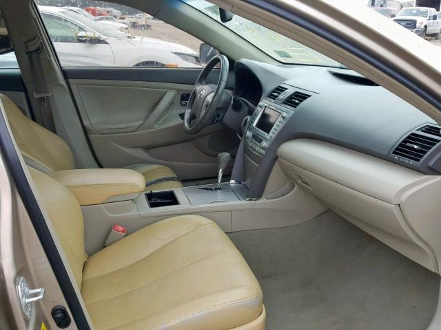 4T1BB46K88U031645 - 2008 TOYOTA CAMRY HYBR GOLD photo 5