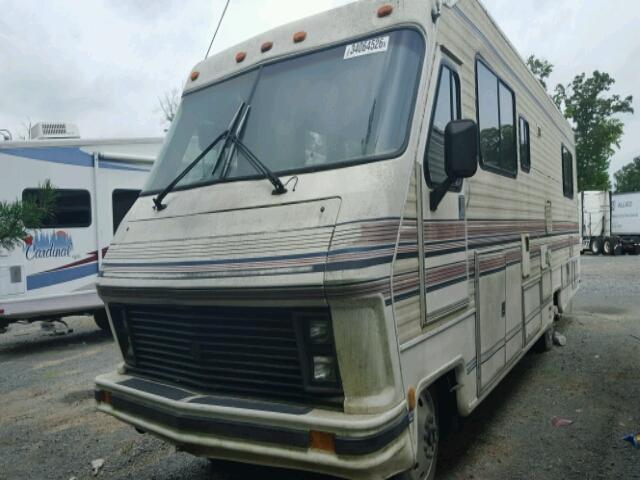 17N530127KW012411 - 1989 OSHKOSH MOTOR TRUCK CO. MOTORHOME BEIGE photo 2