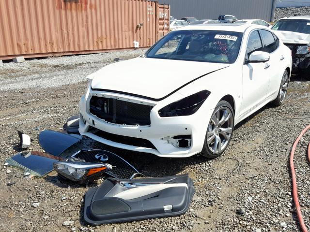 JN1BY1AP3GM220550 - 2016 INFINITI Q70 3.7 WHITE photo 2