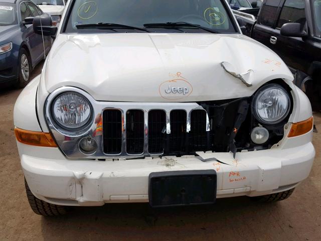 1J4GL58K06W266935 - 2006 JEEP LIBERTY LI WHITE photo 9