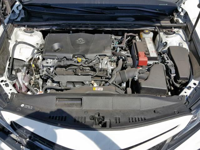 JTNB11HK6J3052147 - 2018 TOYOTA CAMRY L WHITE photo 7