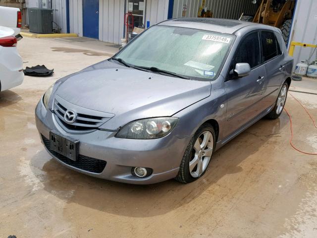 JM1BK343551218073 - 2005 MAZDA 3 HATCHBAC GRAY photo 2