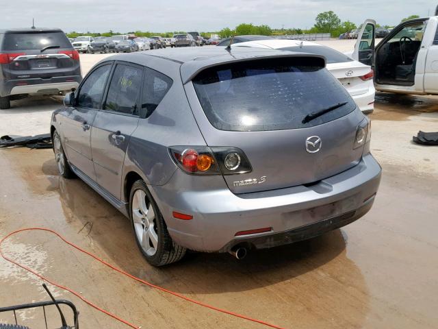 JM1BK343551218073 - 2005 MAZDA 3 HATCHBAC GRAY photo 3