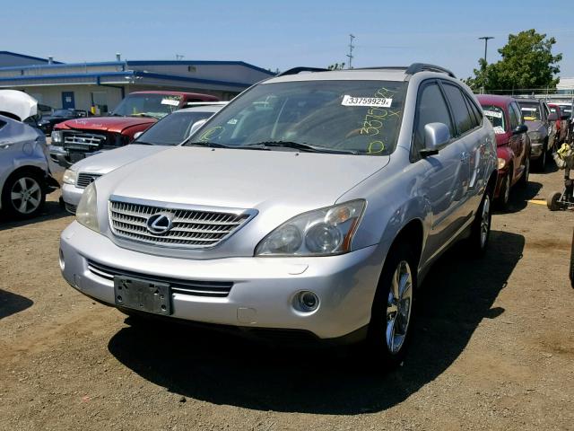 JTJHW31U282051064 - 2008 LEXUS RX 400H SILVER photo 2