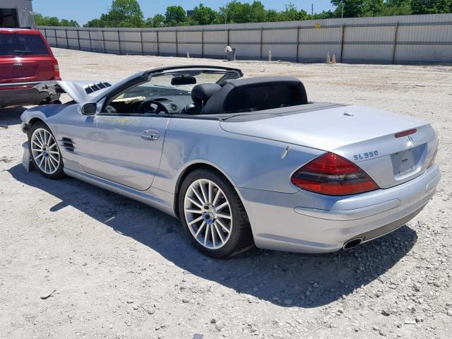 WDBSK71F88F140383 - 2008 MERCEDES-BENZ SL 550 SILVER photo 3