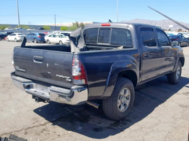 3TMJU4GNXEM168413 - 2014 TOYOTA TACOMA DOU GRAY photo 4