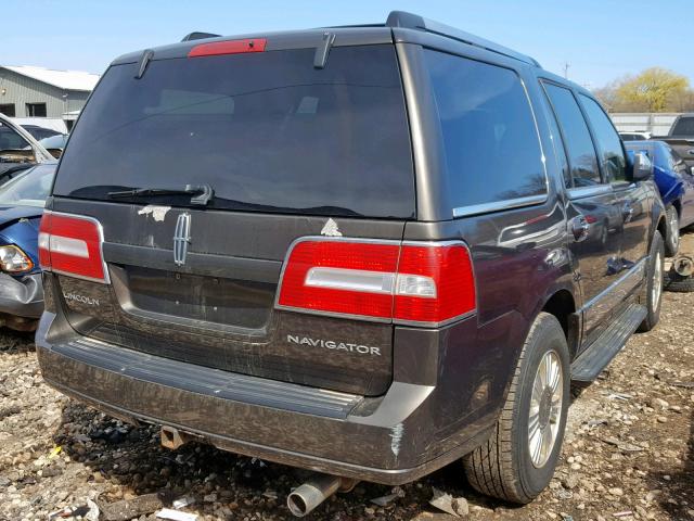 5LMFU28568LJ18292 - 2008 LINCOLN NAVIGATOR Marron photo 4