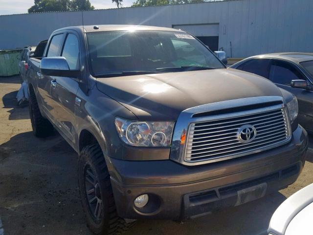 5TFHY5F13CX266911 - 2012 TOYOTA TUNDRA CRE GRAY photo 1