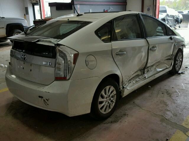 JTDKN3DP2D3041611 - 2013 TOYOTA PRIUS PLUG WHITE photo 4