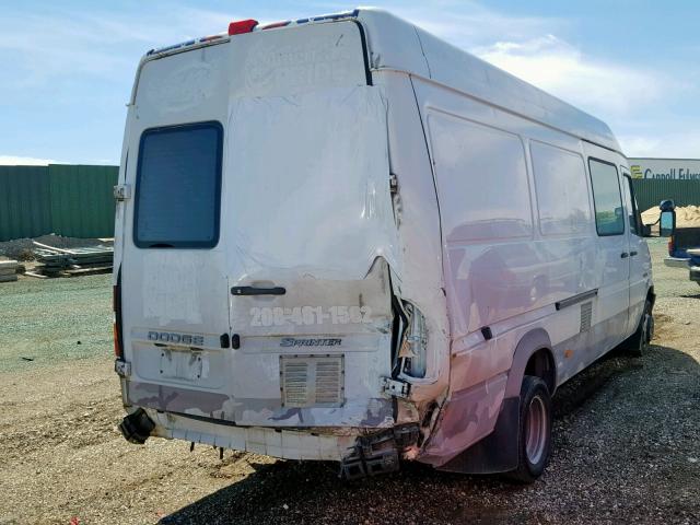 WD2PD544755768743 - 2005 DODGE SPRINTER WHITE photo 4