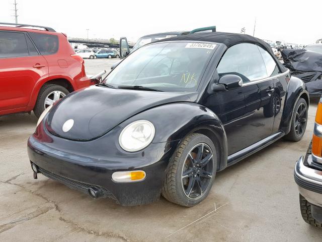 3VWCD21YX3M331233 - 2003 VOLKSWAGEN NEW BEETLE Schwarz Foto 2