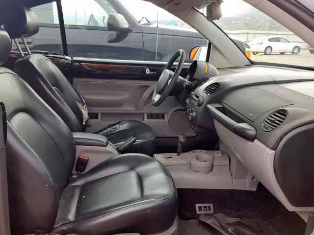 3VWCD21YX3M331233 - 2003 VOLKSWAGEN NEW BEETLE Schwarz Foto 5