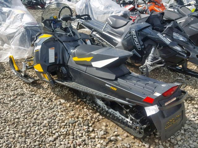 2BPSMNCA1CV000301 - 2012 SKI DOO RENEGADE YELLOW photo 3