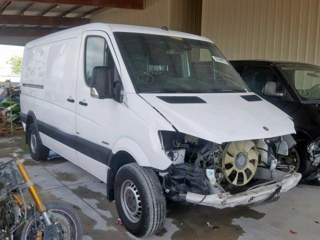 WD3PE7CC2F5946413 - 2015 MERCEDES-BENZ SPRINTER 2 WHITE photo 1