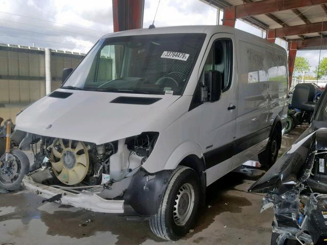 WD3PE7CC2F5946413 - 2015 MERCEDES-BENZ SPRINTER 2 WHITE photo 2